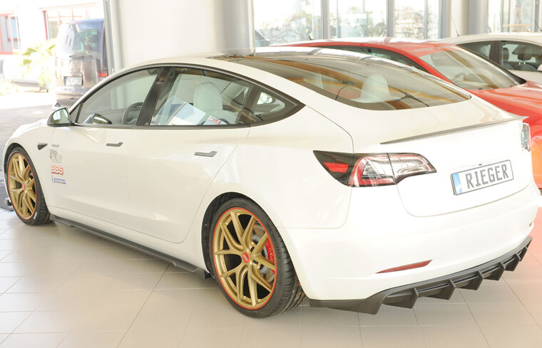 Rieger Tuning sideskirt aanzetstuk Tesla Model 3 voor originele sideskirt